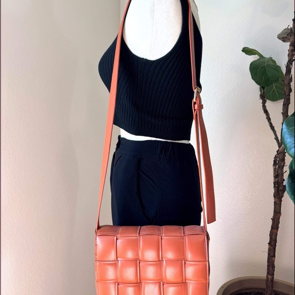 Woven Grid Faux Leather Shoulder Bag - Picture 8 of 8